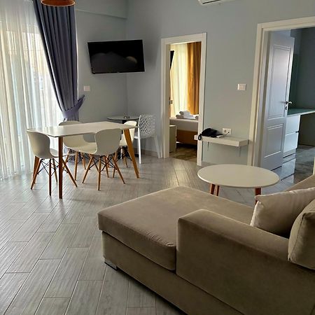 Blue Water Hotel Ksamil Exterior foto